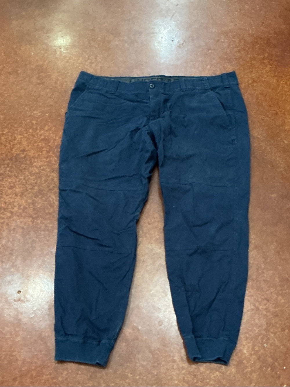 Under Armour Men's Navy Blue Jogger Sweatpants